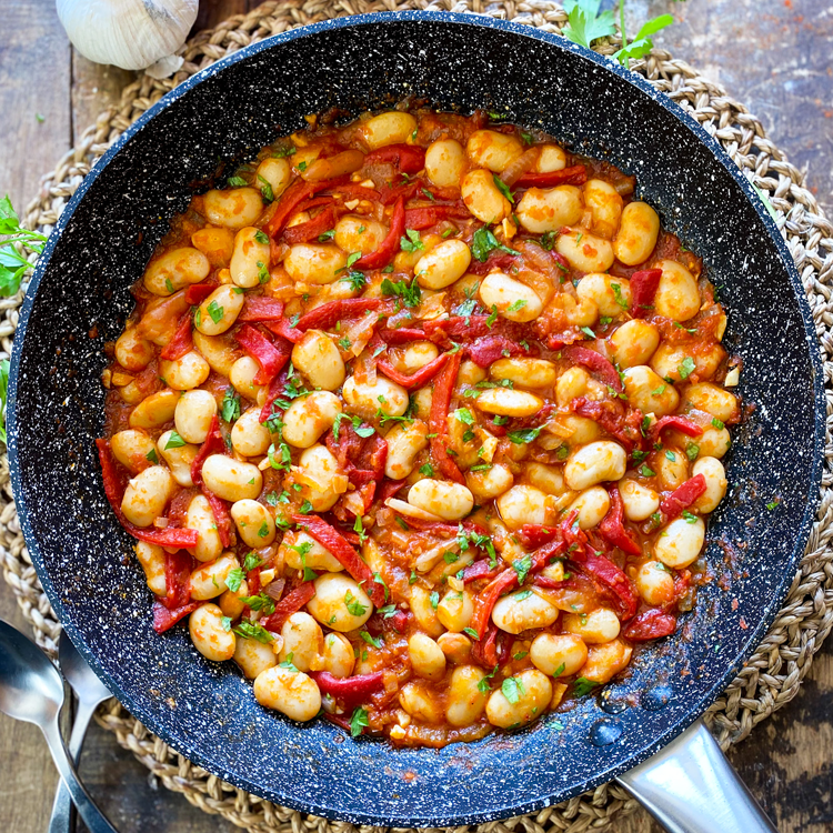 how-to-make-the-best-beans-of-your-life-easy-spanish-beans-recipe